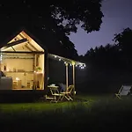 Luxuszelt Glamping Hluboka