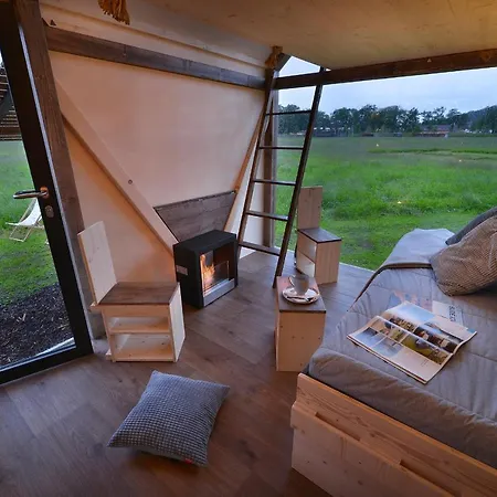 Glamping Hluboka Luxury tent Hluboka nad Vltavou