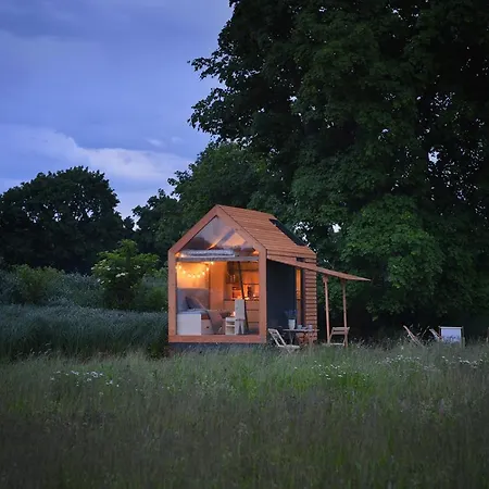 Glamping Hluboka 럭셔리텐트 Hluboká nad Vltavou