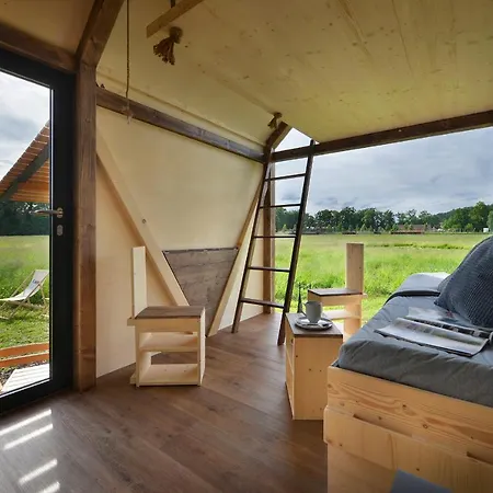 Luxussátor Glamping Hluboka
