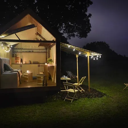 Glamping Hluboka * Hluboka nad Vltavou
