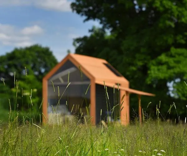 Glamping Hluboka * Hluboká nad Vltavou