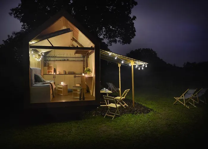 Glamping Hluboka * Hluboká nad Vltavou
